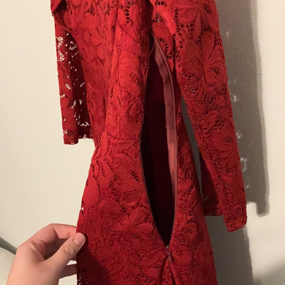 Dress - Picture 3 of 3